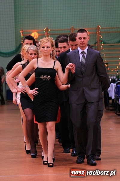 Zdjęcie w galerii na portalu naszraciborz.pl: Ekonomik rozpoczął dziś sezon studniówkowy wiadomości z regionu