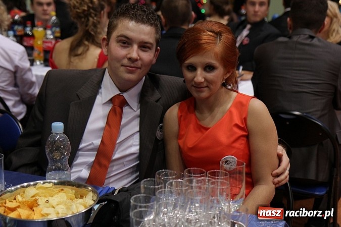 Zdjęcie w galerii na portalu naszraciborz.pl: Ekonomik rozpoczął dziś sezon studniówkowy wiadomości z regionu