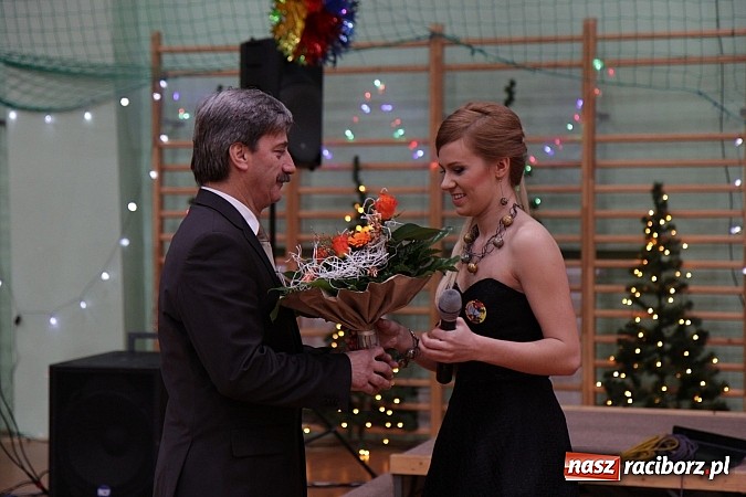 Zdjęcie w galerii na portalu naszraciborz.pl: Ekonomik rozpoczął dziś sezon studniówkowy wiadomości z regionu