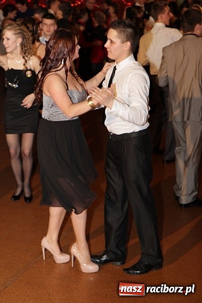 Zdjęcie w galerii na portalu naszraciborz.pl: Ekonomik rozpoczął dziś sezon studniówkowy wiadomości z regionu