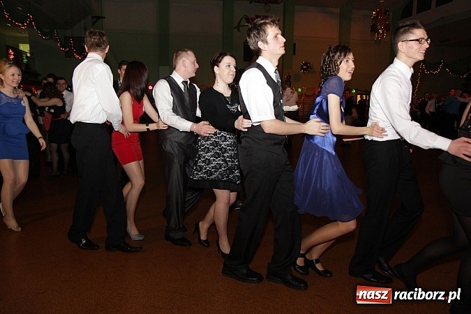 Zdjęcie w galerii na portalu naszraciborz.pl: Ekonomik rozpoczął dziś sezon studniówkowy wiadomości z regionu