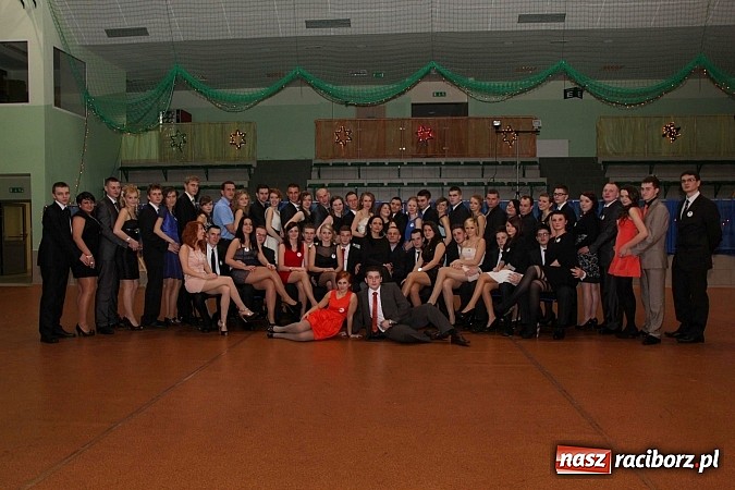 Zdjęcie w galerii na portalu naszraciborz.pl: Ekonomik rozpoczął dziś sezon studniówkowy wiadomości z regionu