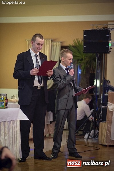 Zdjęcie w galerii na portalu naszraciborz.pl: Ona tańczy dla mnie... dwie klasy Mechanika bawiły się w Bravo wiadomości z regionu