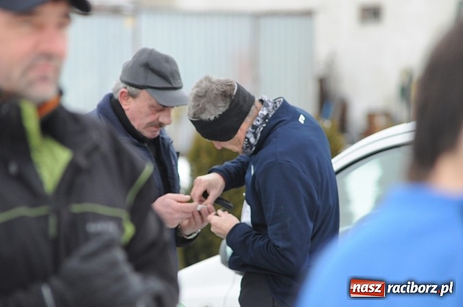 Zdjęcie w galerii na portalu naszraciborz.pl: Zima biegaczom niestraszna. I Cross po Ziemi Pietrowickiej wiadomości z regionu