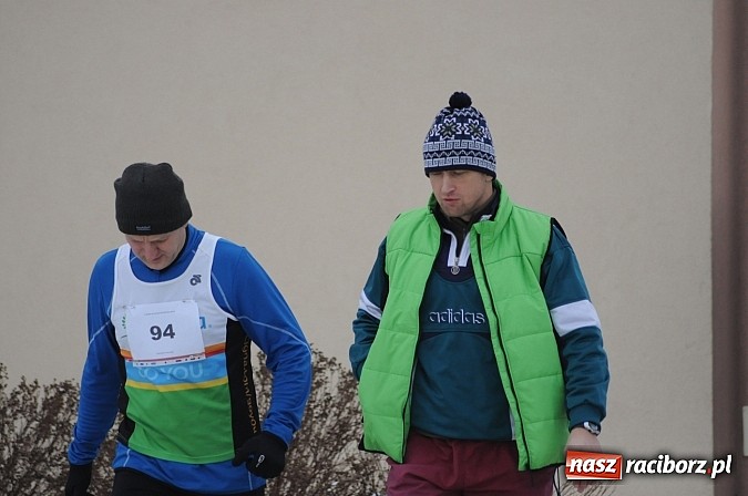 Zdjęcie w galerii na portalu naszraciborz.pl: Zima biegaczom niestraszna. I Cross po Ziemi Pietrowickiej wiadomości z regionu