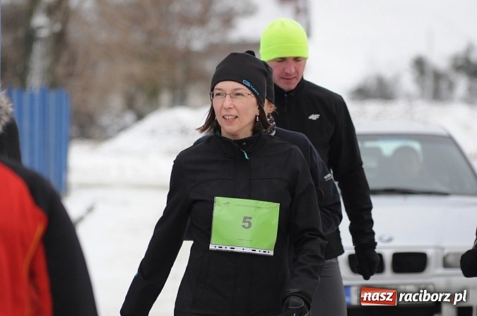 Zdjęcie w galerii na portalu naszraciborz.pl: Zima biegaczom niestraszna. I Cross po Ziemi Pietrowickiej wiadomości z regionu