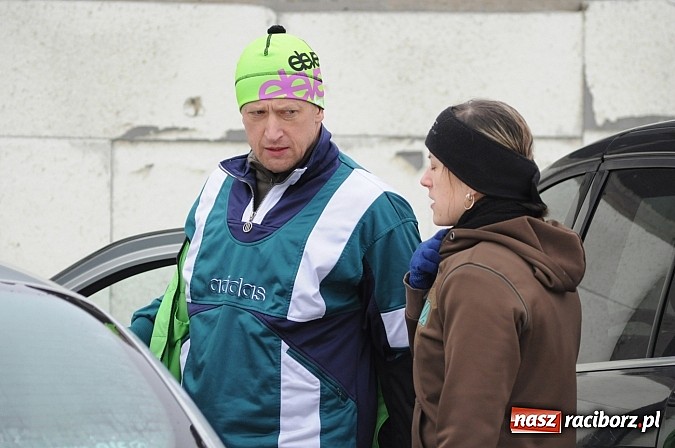 Zdjęcie w galerii na portalu naszraciborz.pl: Zima biegaczom niestraszna. I Cross po Ziemi Pietrowickiej wiadomości z regionu