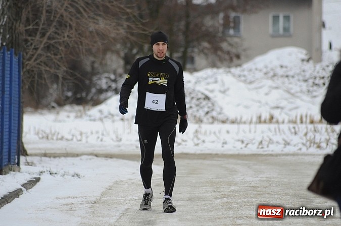 Zdjęcie w galerii na portalu naszraciborz.pl: Zima biegaczom niestraszna. I Cross po Ziemi Pietrowickiej wiadomości z regionu