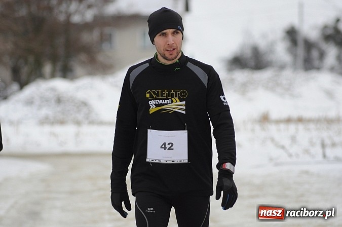 Zdjęcie w galerii na portalu naszraciborz.pl: Zima biegaczom niestraszna. I Cross po Ziemi Pietrowickiej wiadomości z regionu