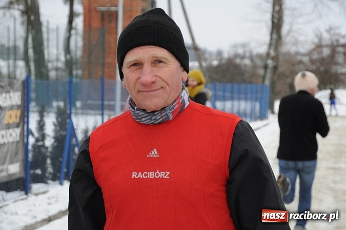 Zdjęcie w galerii na portalu naszraciborz.pl: Zima biegaczom niestraszna. I Cross po Ziemi Pietrowickiej wiadomości z regionu