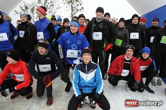 Zdjęcie w galerii na portalu naszraciborz.pl: Zima biegaczom niestraszna. I Cross po Ziemi Pietrowickiej wiadomości z regionu