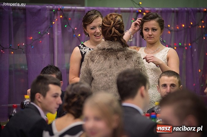 Zdjęcie w galerii na portalu naszraciborz.pl: Maturzyści I LO bawili się w Arenie Rafako wiadomości z regionu