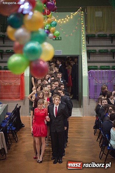 Zdjęcie w galerii na portalu naszraciborz.pl: Maturzyści I LO bawili się w Arenie Rafako wiadomości z regionu