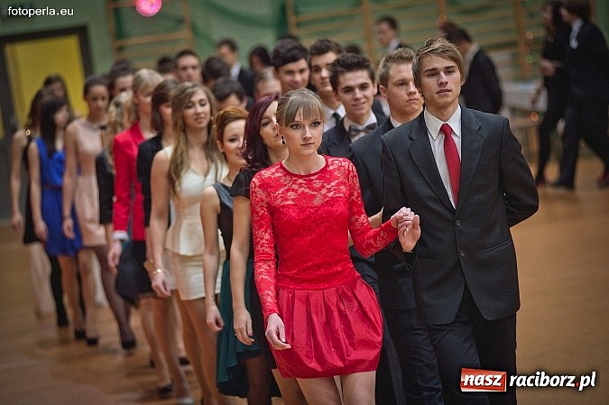 Zdjęcie w galerii na portalu naszraciborz.pl: Maturzyści I LO bawili się w Arenie Rafako wiadomości z regionu