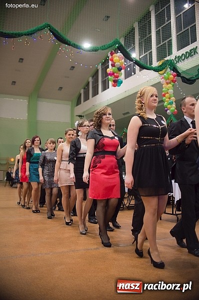 Zdjęcie w galerii na portalu naszraciborz.pl: Maturzyści I LO bawili się w Arenie Rafako wiadomości z regionu