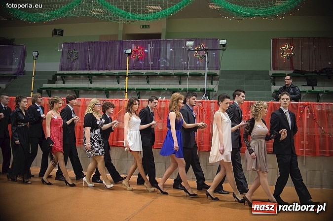 Zdjęcie w galerii na portalu naszraciborz.pl: Maturzyści I LO bawili się w Arenie Rafako wiadomości z regionu