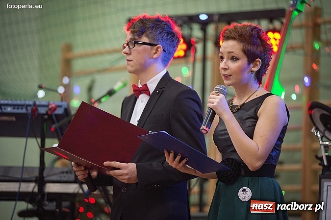 Zdjęcie w galerii na portalu naszraciborz.pl: Maturzyści I LO bawili się w Arenie Rafako wiadomości z regionu