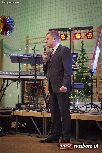 Zdjęcie w galerii na portalu naszraciborz.pl: Maturzyści I LO bawili się w Arenie Rafako wiadomości z regionu