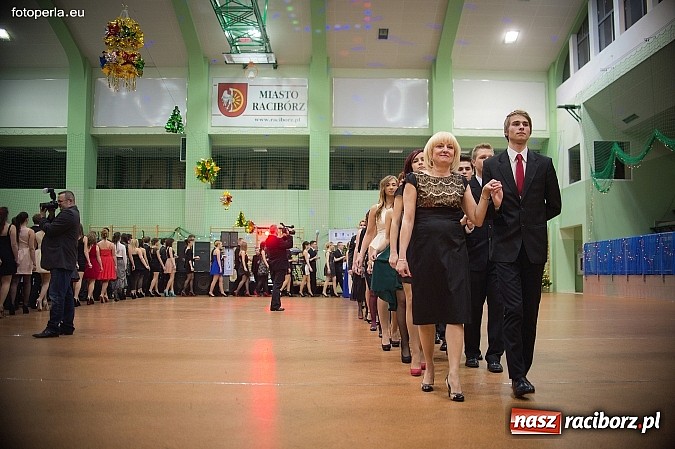 Zdjęcie w galerii na portalu naszraciborz.pl: Maturzyści I LO bawili się w Arenie Rafako wiadomości z regionu