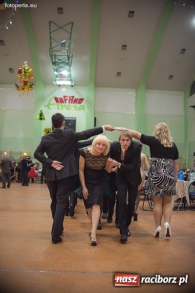 Zdjęcie w galerii na portalu naszraciborz.pl: Maturzyści I LO bawili się w Arenie Rafako wiadomości z regionu