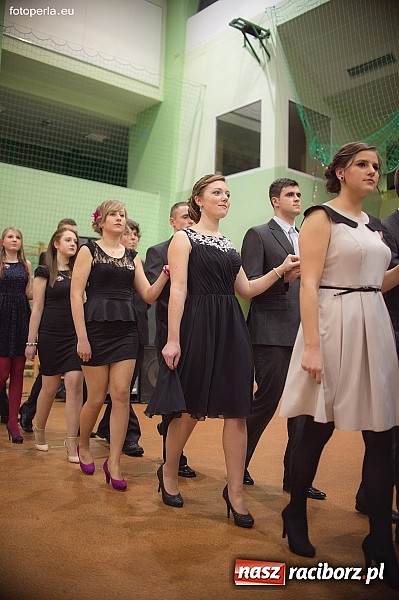 Zdjęcie w galerii na portalu naszraciborz.pl: Maturzyści I LO bawili się w Arenie Rafako wiadomości z regionu