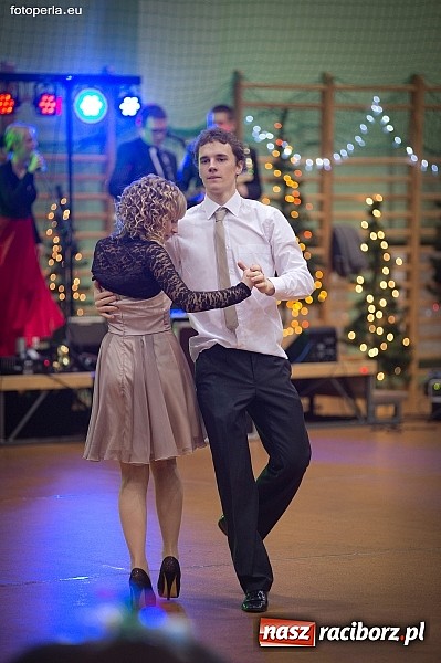 Zdjęcie w galerii na portalu naszraciborz.pl: Maturzyści I LO bawili się w Arenie Rafako wiadomości z regionu