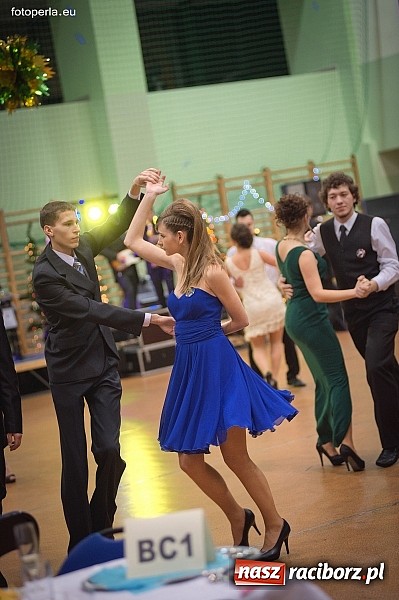 Zdjęcie w galerii na portalu naszraciborz.pl: Maturzyści I LO bawili się w Arenie Rafako wiadomości z regionu