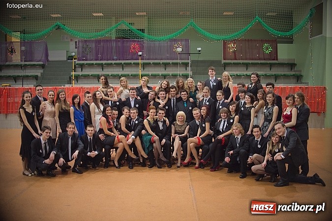 Zdjęcie w galerii na portalu naszraciborz.pl: Maturzyści I LO bawili się w Arenie Rafako wiadomości z regionu