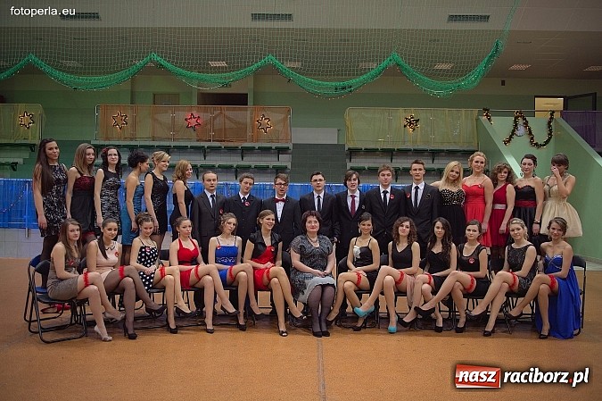 Zdjęcie w galerii na portalu naszraciborz.pl: Maturzyści I LO bawili się w Arenie Rafako wiadomości z regionu