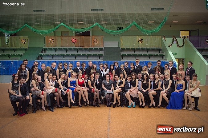 Zdjęcie w galerii na portalu naszraciborz.pl: Maturzyści I LO bawili się w Arenie Rafako wiadomości z regionu