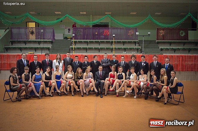 Zdjęcie w galerii na portalu naszraciborz.pl: Maturzyści I LO bawili się w Arenie Rafako wiadomości z regionu