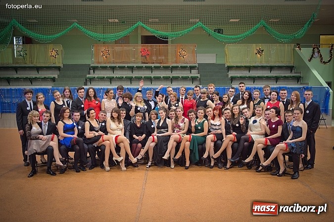 Zdjęcie w galerii na portalu naszraciborz.pl: Maturzyści I LO bawili się w Arenie Rafako wiadomości z regionu