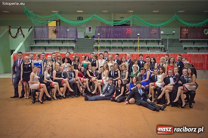 Zdjęcie w galerii na portalu naszraciborz.pl: Maturzyści I LO bawili się w Arenie Rafako wiadomości z regionu