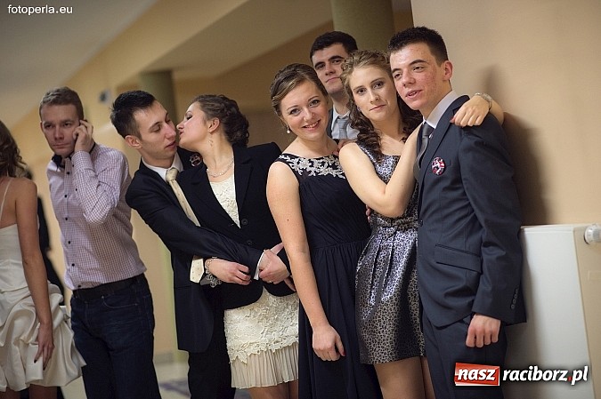 Zdjęcie w galerii na portalu naszraciborz.pl: Maturzyści I LO bawili się w Arenie Rafako wiadomości z regionu