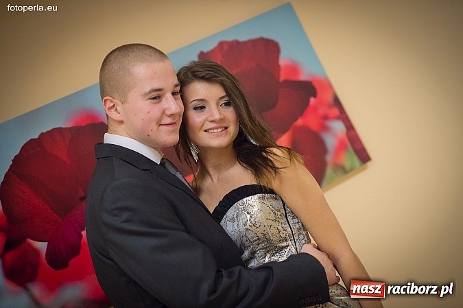 Zdjęcie w galerii na portalu naszraciborz.pl: Maturzyści I LO bawili się w Arenie Rafako wiadomości z regionu