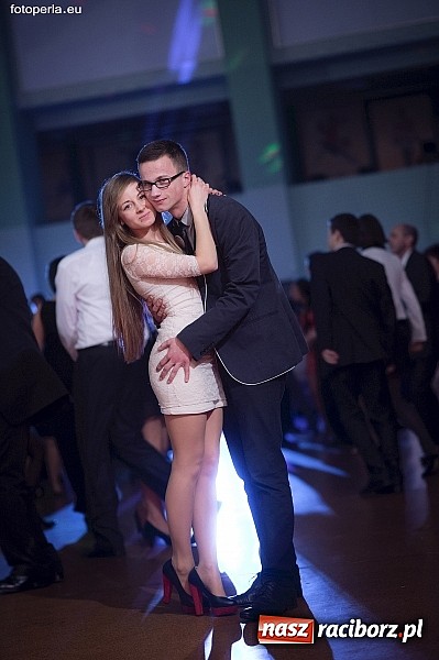 Zdjęcie w galerii na portalu naszraciborz.pl: Maturzyści I LO bawili się w Arenie Rafako wiadomości z regionu