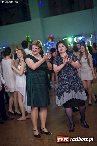 Zdjęcie w galerii na portalu naszraciborz.pl: Maturzyści I LO bawili się w Arenie Rafako wiadomości z regionu