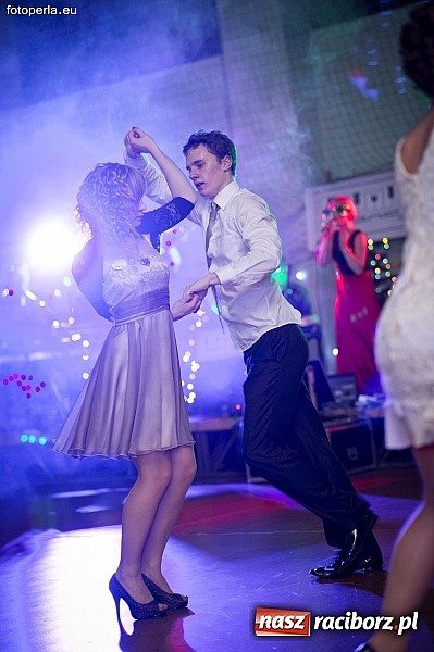 Zdjęcie w galerii na portalu naszraciborz.pl: Maturzyści I LO bawili się w Arenie Rafako wiadomości z regionu