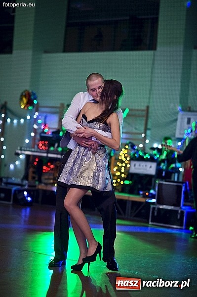 Zdjęcie w galerii na portalu naszraciborz.pl: Maturzyści I LO bawili się w Arenie Rafako wiadomości z regionu