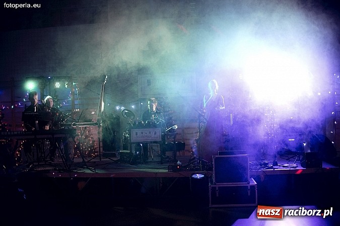 Zdjęcie w galerii na portalu naszraciborz.pl: Maturzyści I LO bawili się w Arenie Rafako wiadomości z regionu