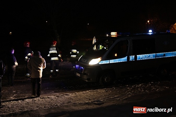 Zdjęcie w galerii na portalu naszraciborz.pl: Wypadek w Rzuchowie. Jedna osoba w szpitalu wiadomości z regionu