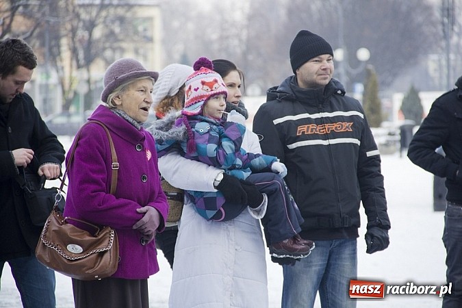 Zdjęcie w galerii na portalu naszraciborz.pl: WOŚP zagrała w Raciborzu. Finał w RCK-u wiadomości z regionu