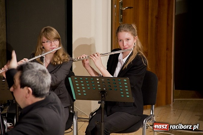 Zdjęcie w galerii na portalu naszraciborz.pl: WOŚP zagrała w Raciborzu. Finał w RCK-u wiadomości z regionu
