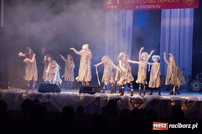 Zdjęcie w galerii na portalu naszraciborz.pl: WOŚP zagrała w Raciborzu. Finał w RCK-u wiadomości z regionu