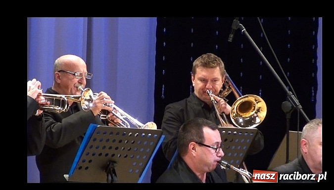 Zdjęcie w galerii na portalu naszraciborz.pl: WOŚP zagrała w Raciborzu. Finał w RCK-u wiadomości z regionu