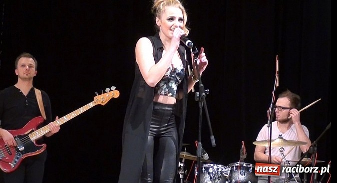 Zdjęcie w galerii na portalu naszraciborz.pl: WOŚP zagrała w Raciborzu. Finał w RCK-u wiadomości z regionu