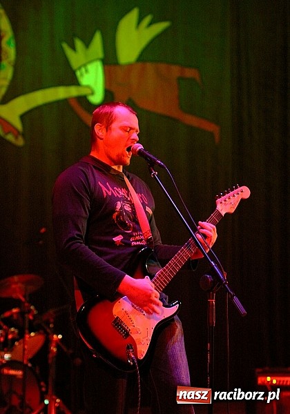 Zdjęcie w galerii na portalu naszraciborz.pl: W Kuźni Raciborskiej zebrano ponad 16 tys. zł wiadomości z regionu