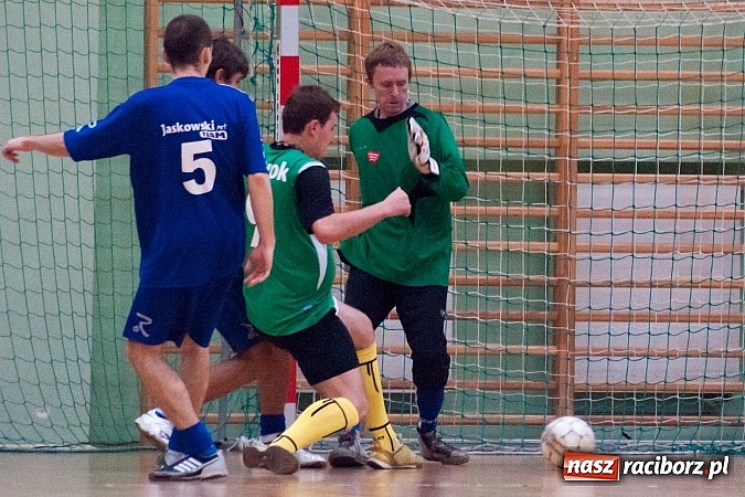 Zdjęcie w galerii na portalu naszraciborz.pl: Dreszczowiec w meczu Feniksa z Bad Boys wiadomości z regionu