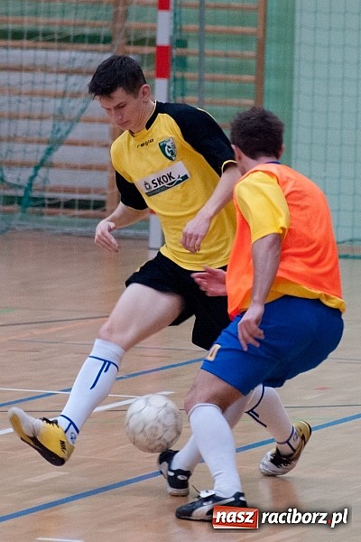 Zdjęcie w galerii na portalu naszraciborz.pl: Dreszczowiec w meczu Feniksa z Bad Boys wiadomości z regionu