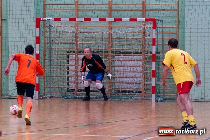 Zdjęcie w galerii na portalu naszraciborz.pl: Dreszczowiec w meczu Feniksa z Bad Boys wiadomości z regionu